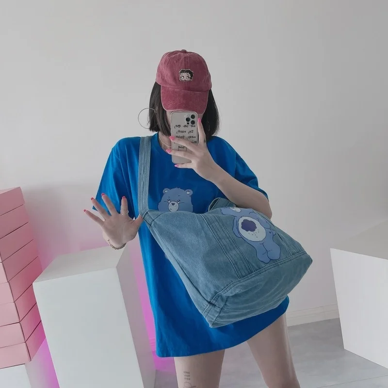 Купить Новая джинсовая сумка в стиле аниме с изображением радужного медведя, милая сумка на плечо, вместительная сумка для хранения, сумка через пл...
