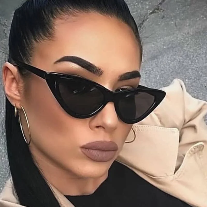 

Vintage Fashion Triangle Cat Eye Women Sunglasses Personality PC Frame Resin Lens Travel Eyewear for Fishing Riding Car Goggles