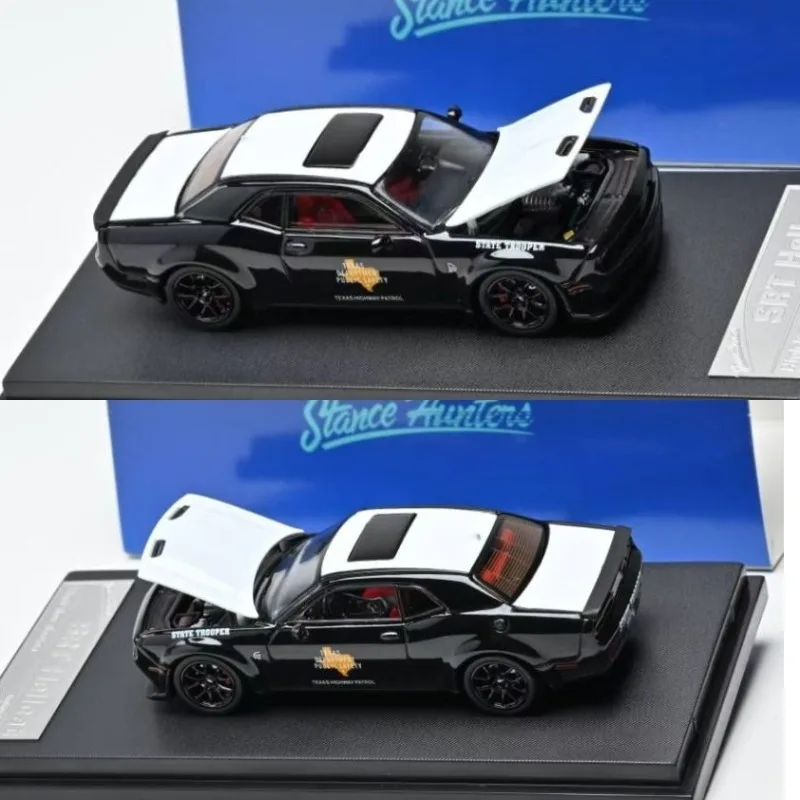 Фото В наличии: Коллекционная модель автомобиля Stance Hunters 1:64 Dodge SRT Hellcat из литого под давлением сплава, праздничный подарок, предмет коллекционирования. №3