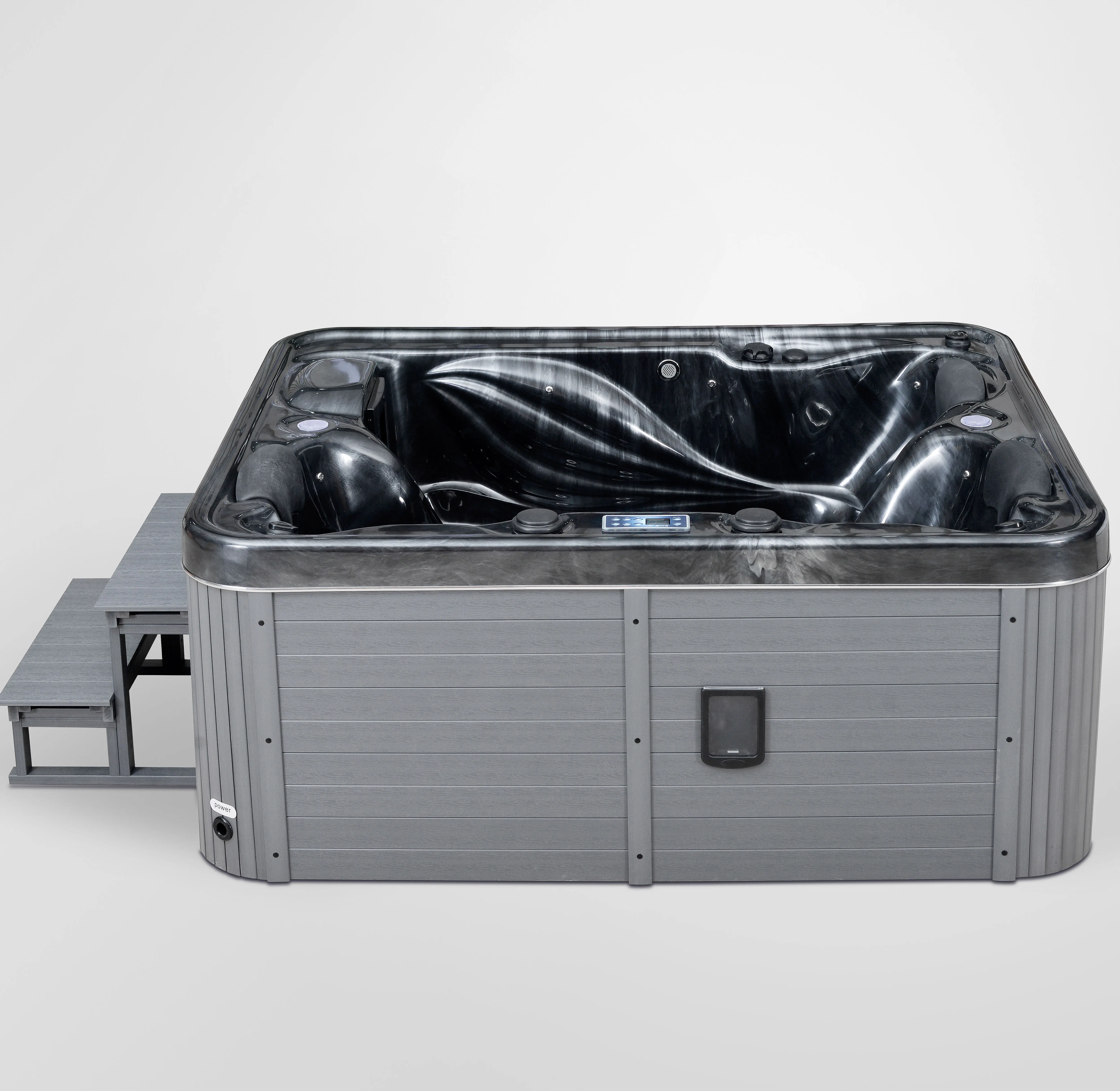 Рисунок 2 - Лестница для наружной ванны для взрослых/4 человека