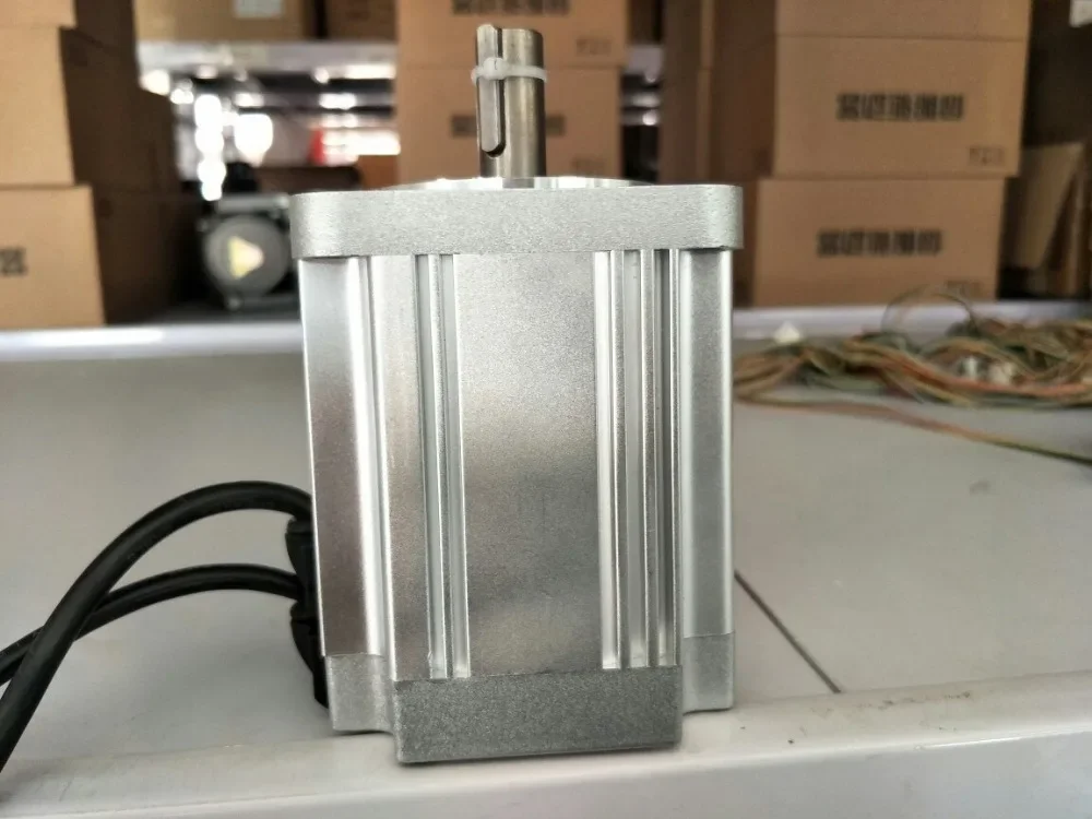 48 В BLDC 80 мм бесщеточный двигатель постоянного тока Фланец Длина корпуса 110 500 Вт 4500