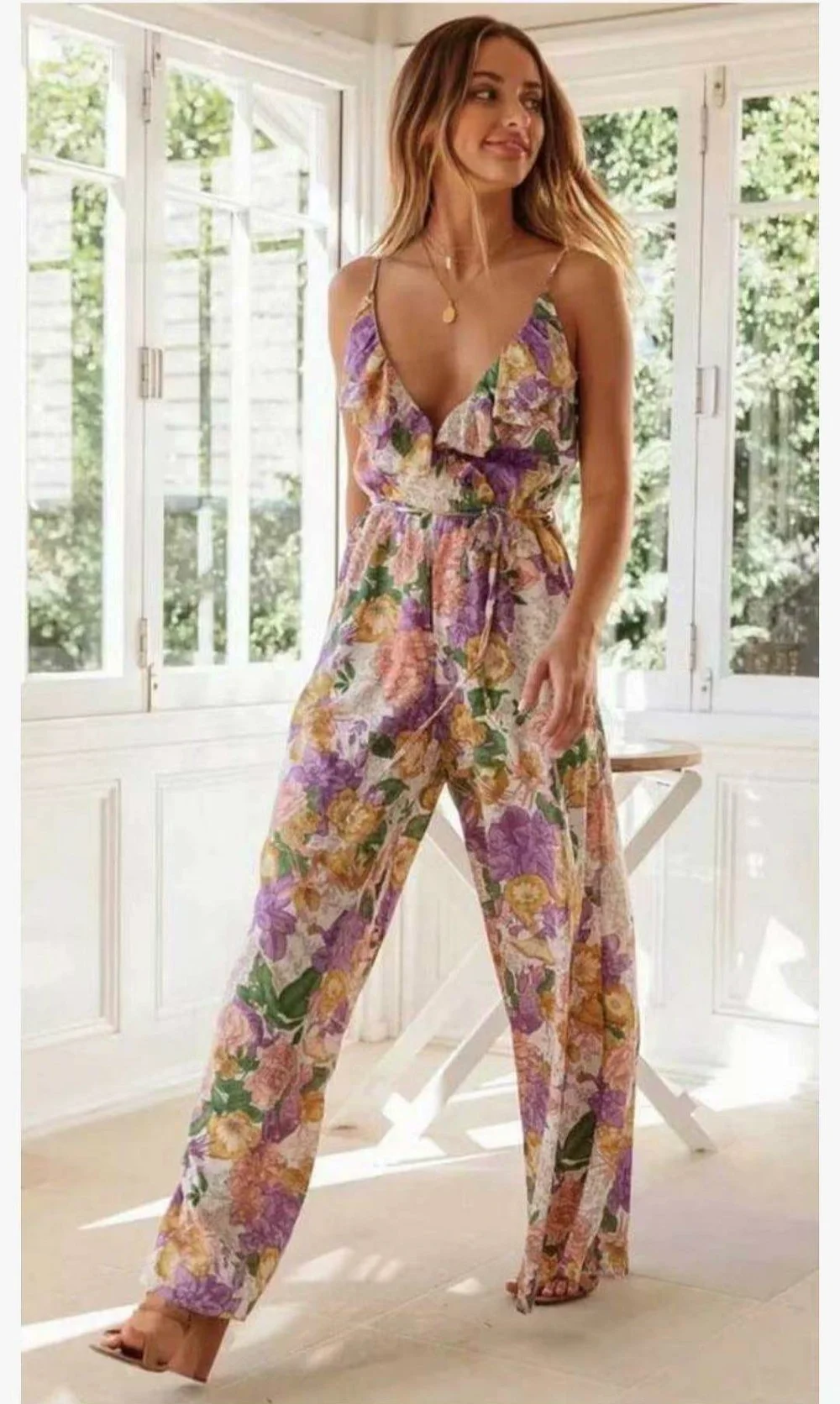 

2022 Beach Style Summer Women Spaghetti Strap Jumpsuit New European and American Ruffle V Neck Floral Print Wide Leg Jumpsuits