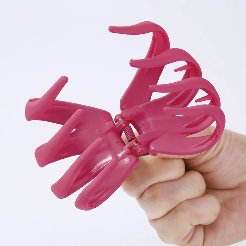 

New Solid Color Hair Claw Geometric Hollowing Simple Matte Crab Clamp for Women Girls Large Size Hair Clips Hair Accessories