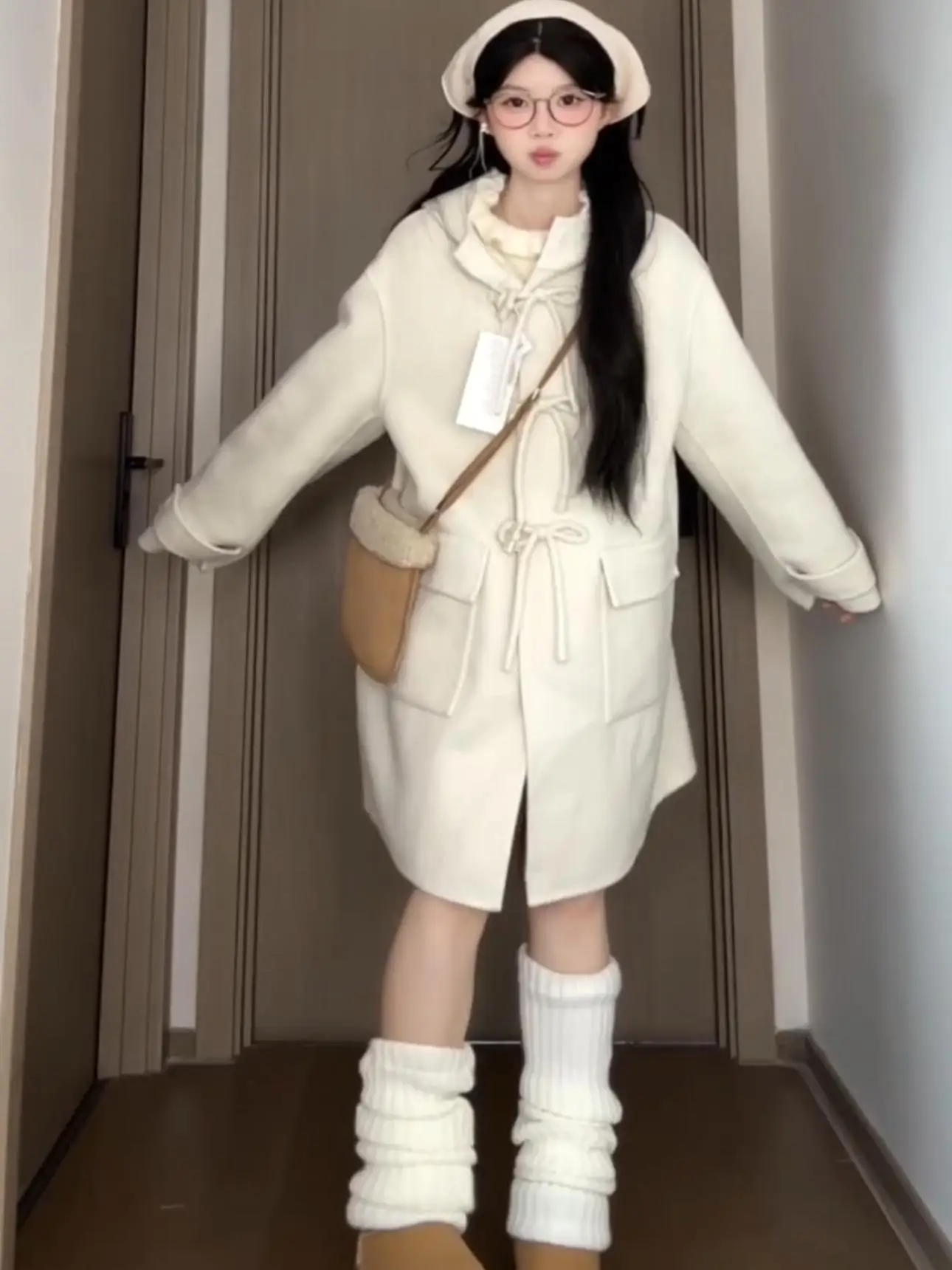 Creamy-white Mid-Length Small Woolen Jacket Women Preppy Autumn and Winter New Korean Series Horn Buckle Hood Coat