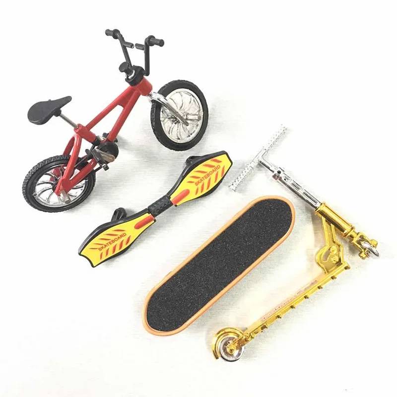 

Finger Scooter Skateboard Shoe Accessories Set Two Wheel Skate Clothes Fingerboard Bikes Fingertip Novelty Toys Scooters Child