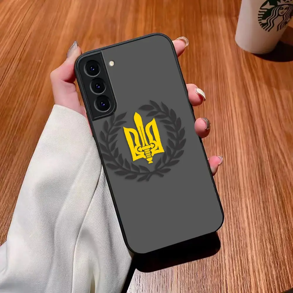Matte Phone Case for Samsung Galaxy S23 S22 S21 S20 S10 4G S9 S8 Plus ULTRA 5G LITE Case Funda Emblem Of The Tlag Of Ukraine