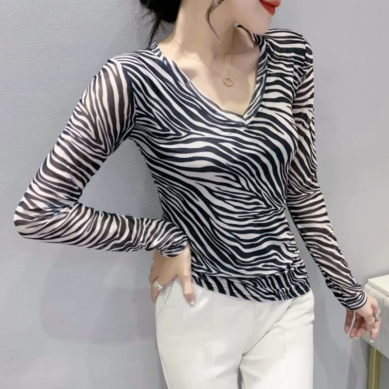 

#8164 Zebra Striped T Shirt Women V-neck Sexy Vintage Basic Tshirt Long Sleeve Tight T Shirt Girl Thin Short Womens Tee Shirts