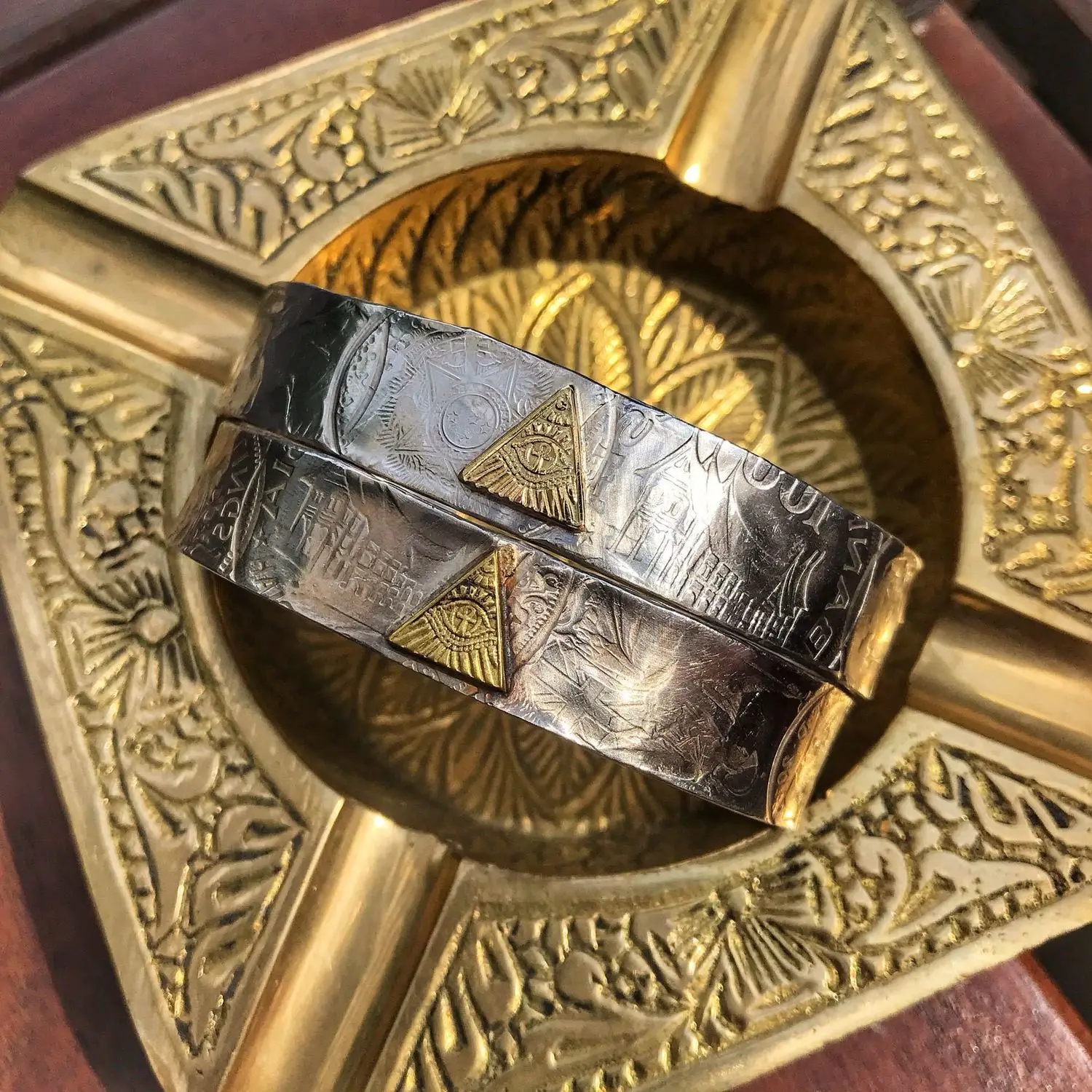 

Новый дизайн, ретро-браслет в виде монеты, мужской властный тренд, модный браслет, ювелирные аксессуары