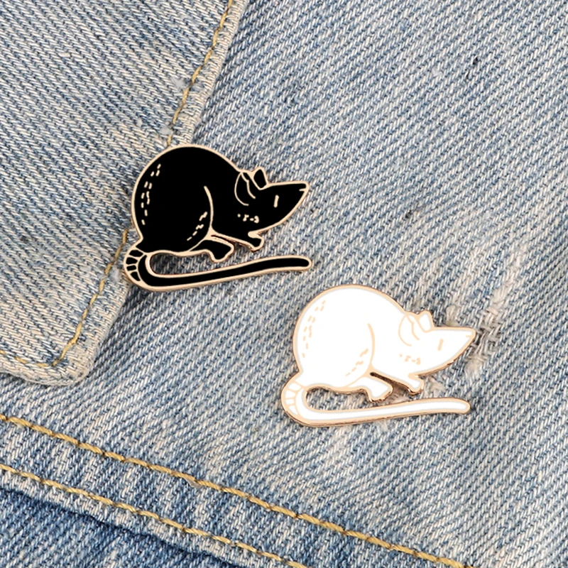 

Cartoon Mouse Enamel Pin for Kids Friends Cute Animal Black and White Rats Brooch Custom Badge Backpack Lapel Pins Jewelry Gifts
