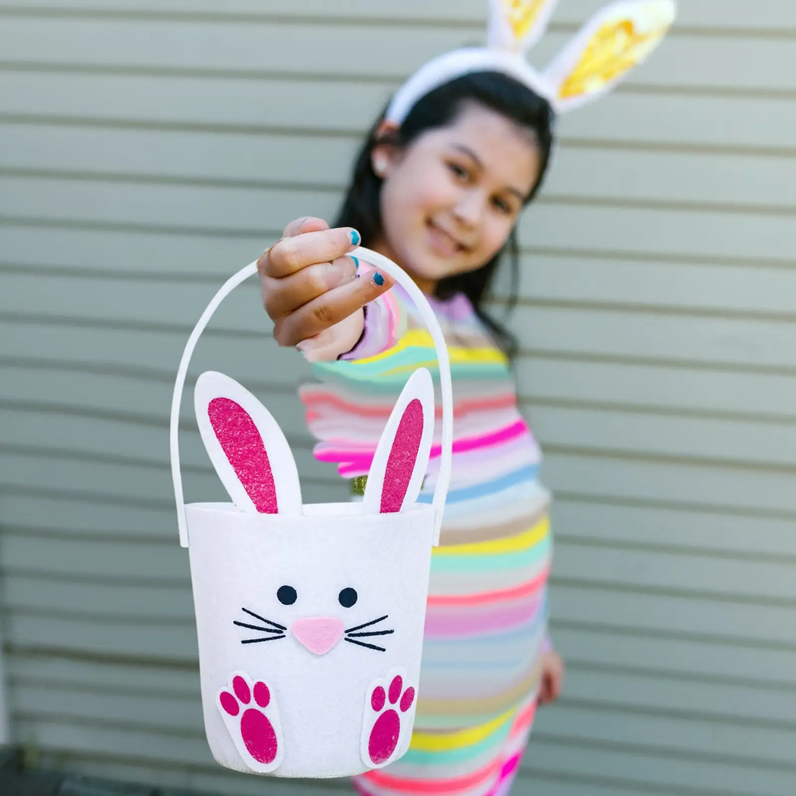 

Easter Candy Bags Easter Bunny Basket for Easter Eggs Hunt Easter Non-woven Storage Bag Tote Egg Bags Gift Baskets for Kids