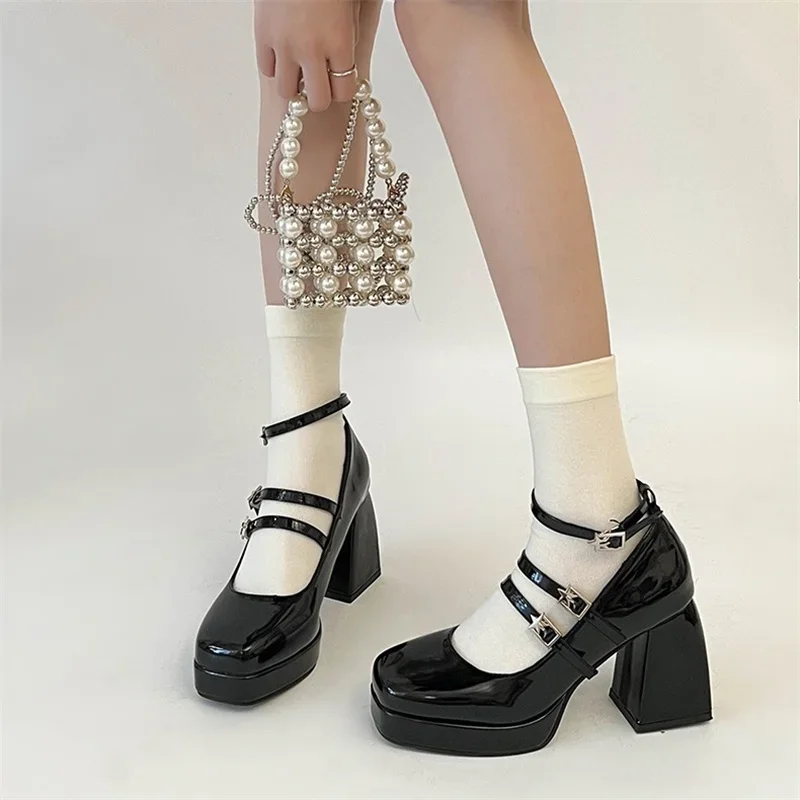 Рисунок 3 - Женские туфли-лодочки на платформе