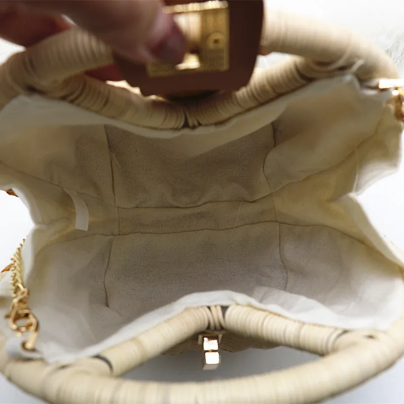 Bohemian Straw Bags for Women Brands Panelled Rattan Bag Women Handbags Summer Shell Beach Bag Chains Crossbody Bags Boho Tote