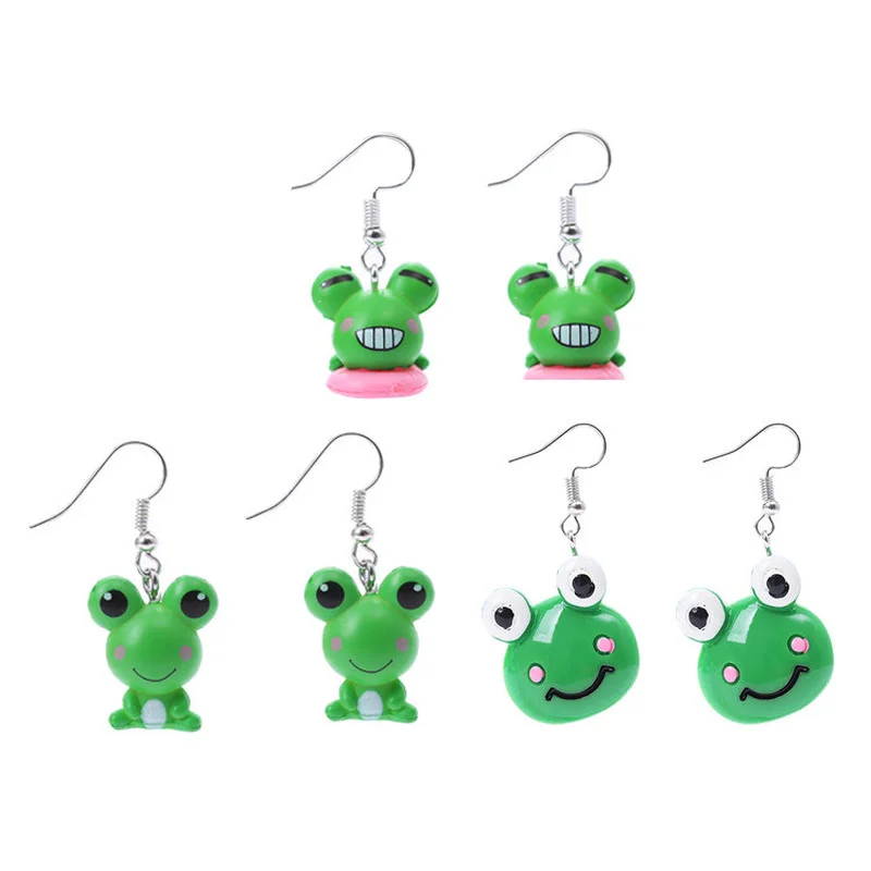 

2022 Cartoon Cute Frog Pendant Women's Earrings Fashion Resin Funny Kawaii Frogs Dangle Girl Woman Sweets Earring Accessories