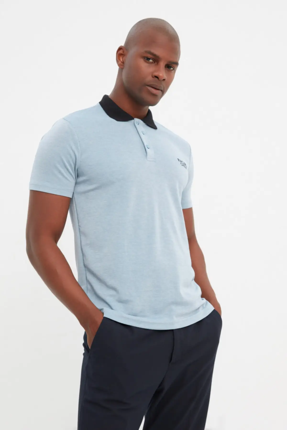 

Men's Slim Fit Short-Sleeve Embroidered Polo Collar T-shirt TMNSS22PO00002