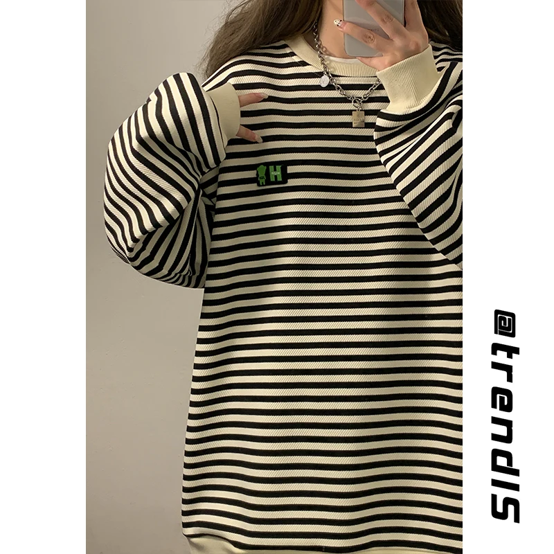 

2023 Autumn New Women's Model Interior Large Round Neck Striped Sweater