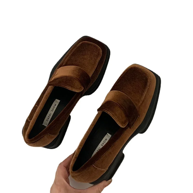 Туфли женские замшевые на платформе