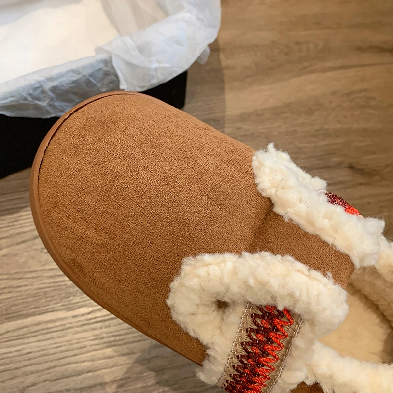 Классические женские ботинки на платформе с круглым носком новинка 2024 зимние