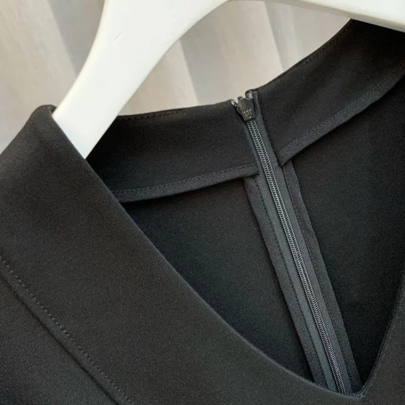 

Women V-neck Mini Dress Short Sleeve Black Zipper fashion ladies Robe