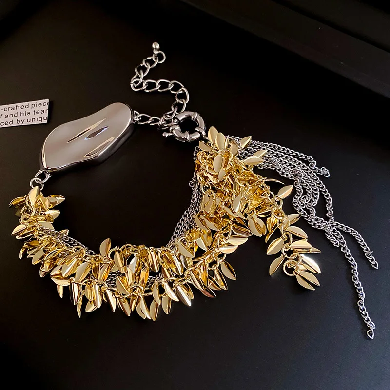 Фото NISHIZAWA  Irregular Leaf Tassel Bracelet Fashionable Light Luxury Niche Design Bracelet Personality Temperament Jewelry №3