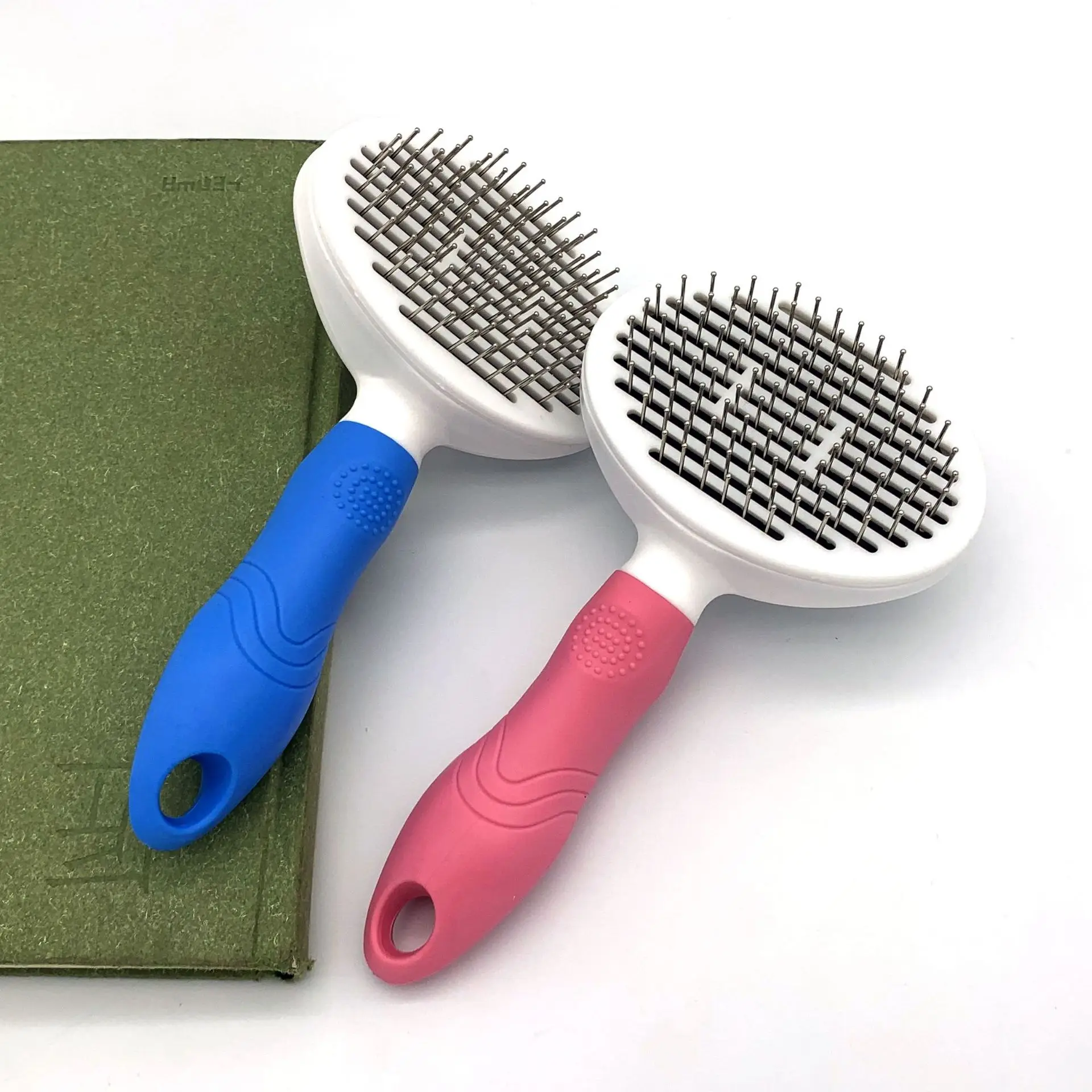 

Pet Comb for Animals Pets Dogs Accessories Pet Grooming Scissors Binding Combs Companion Animal Comb Lice and Nits CLEAN BRUSH