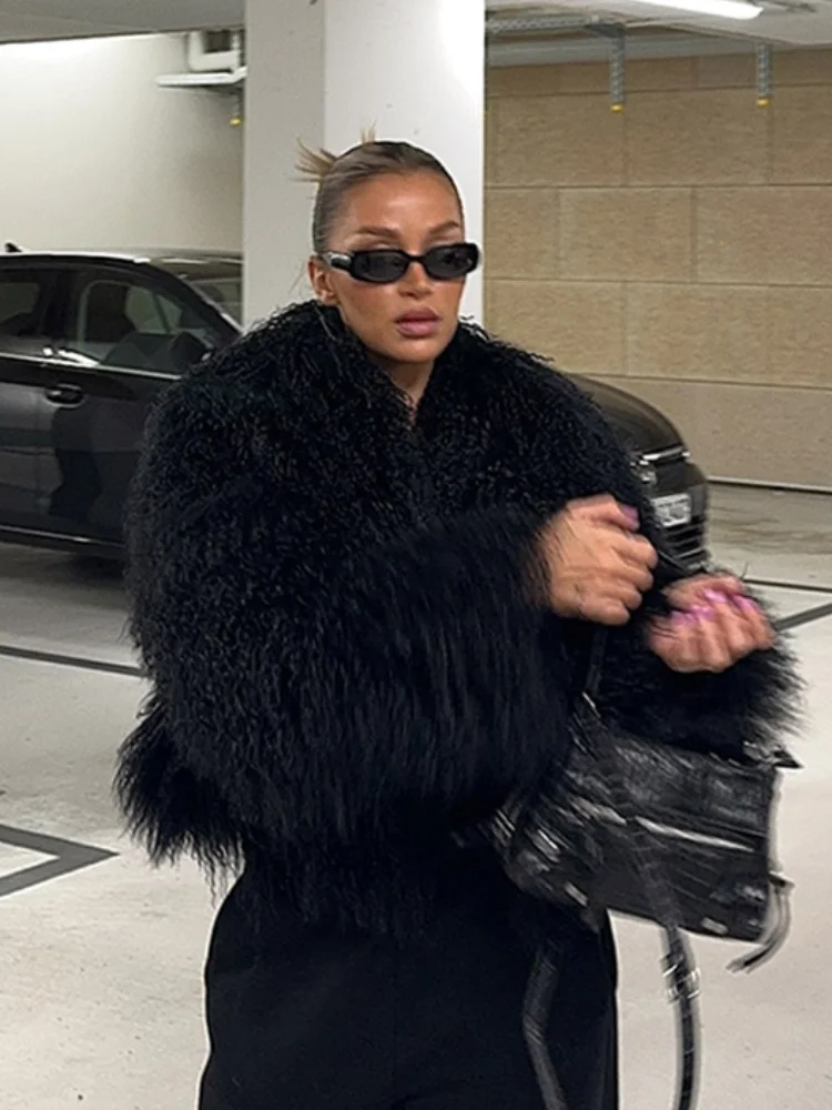 Женская куртка из искусственного меха