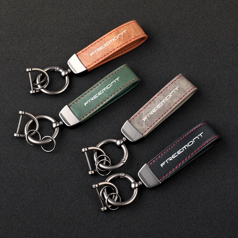 

High-Grade Leather Car KeyChain 360 Degree Rotating Horseshoe Key Rings For Fiat FREEMONT Car KeyChain Car Accessories