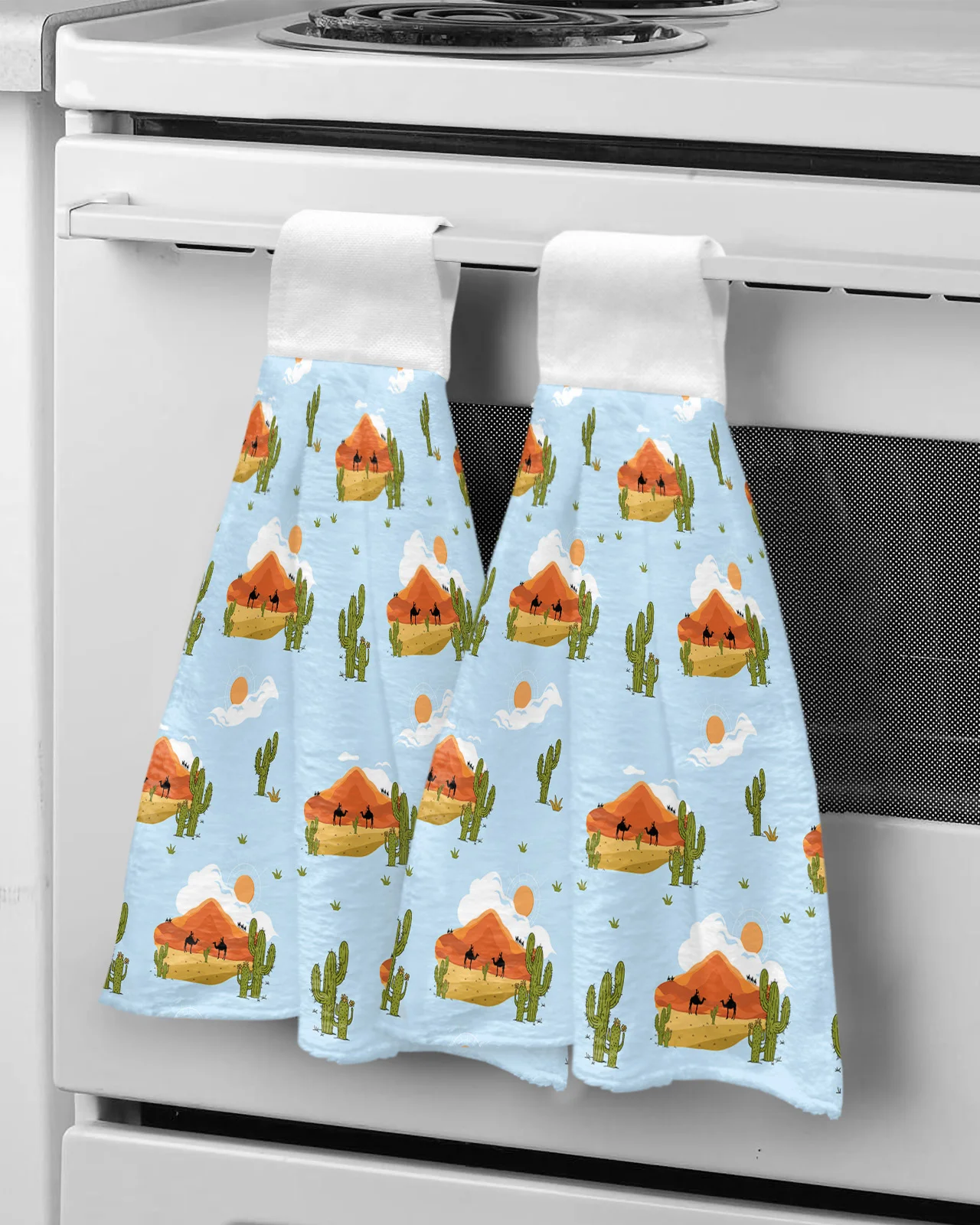 

Hand-Painted Desert Camel Cactus Clouds Hand Towel Microfiber Hanging Wipes Cloth Cleaning Towel Kitchen Tools Accessories