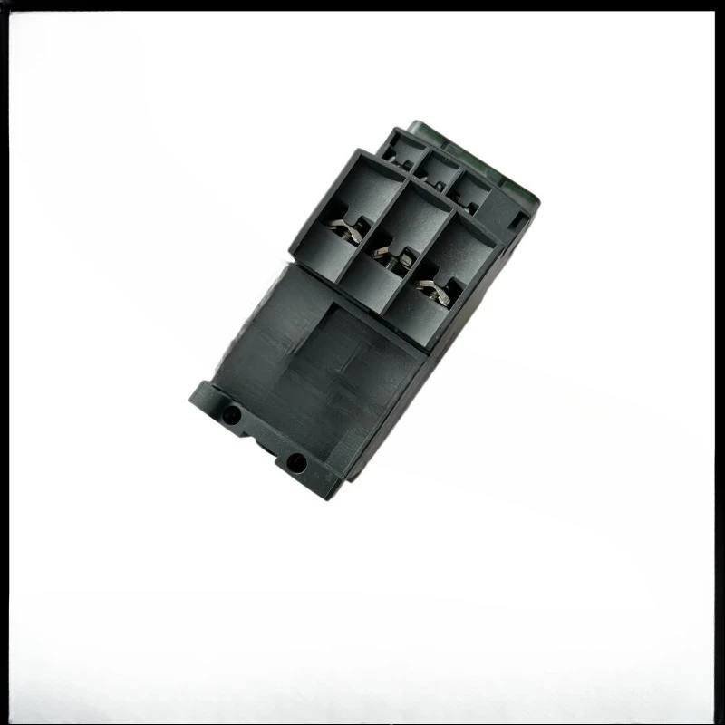 Фото Запчасти для нового контактора лифта Yongda Контактор Schneider LC1D25EL DC48V Контактор Yongda 15B BCTT №4