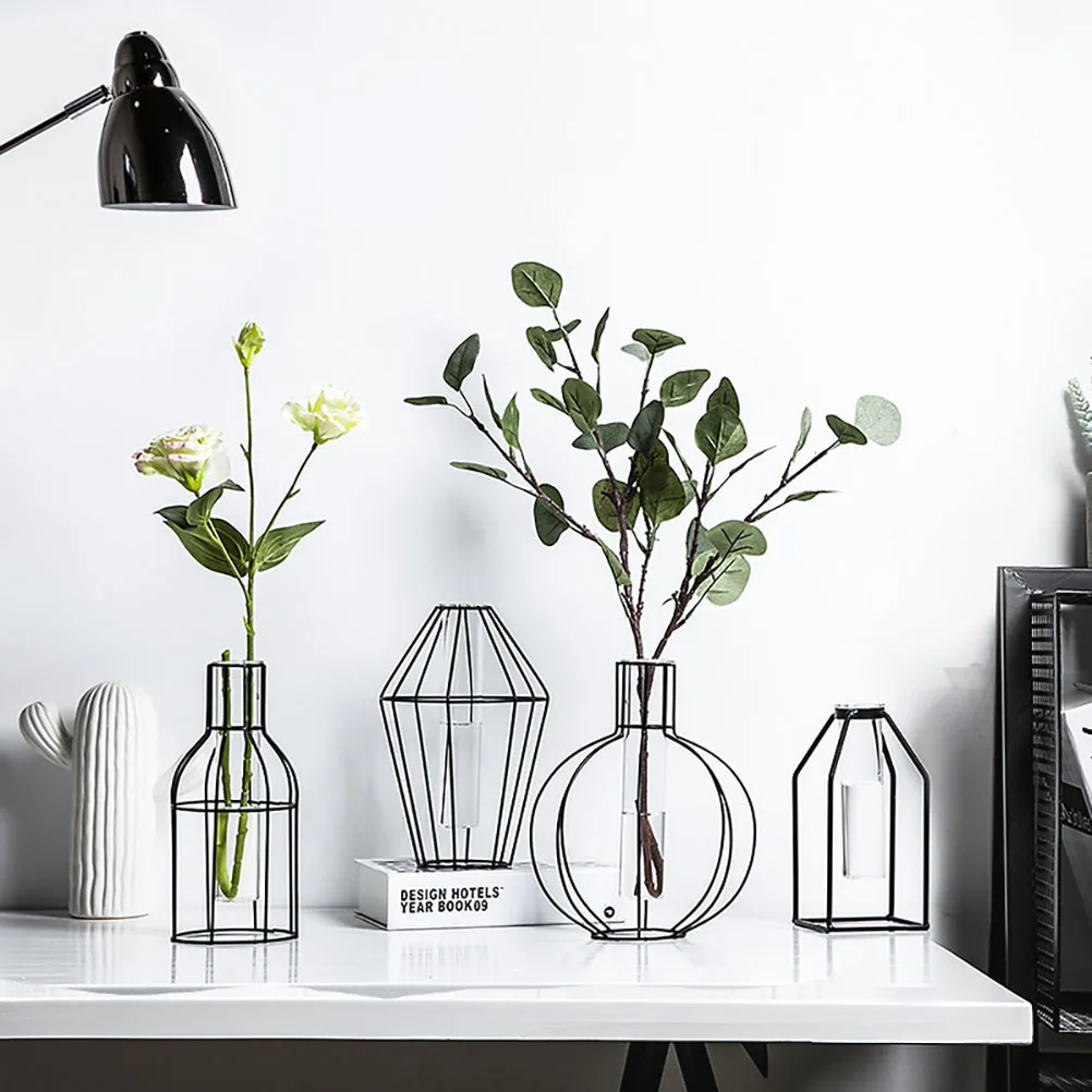 

Retro Iron Line Flowers Vases Decoration Metal Holder Flower Vase Home Decor