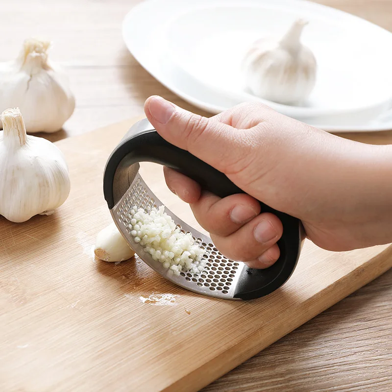 

1pcs Stainless Steel Garlic Press Manual Garlic Mincer Chopping Garlic Tools Gadgets kitchen accessories