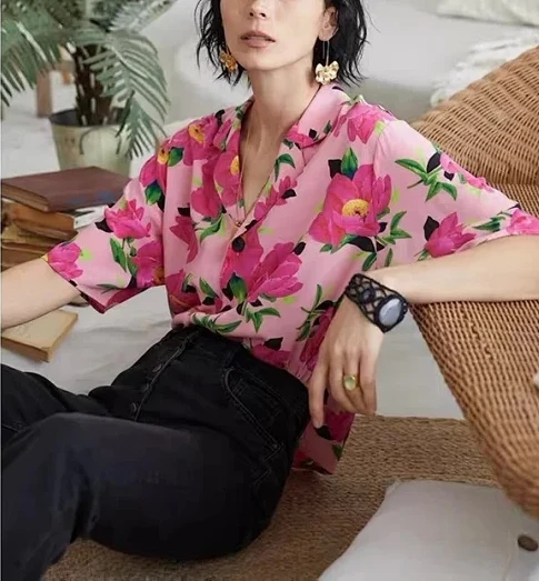 

127655 127654 Luxury Designer Clothes Fashion Classic Trendy Colorful Big Flower Lapel Age Reduction Commuter Pink Shirt