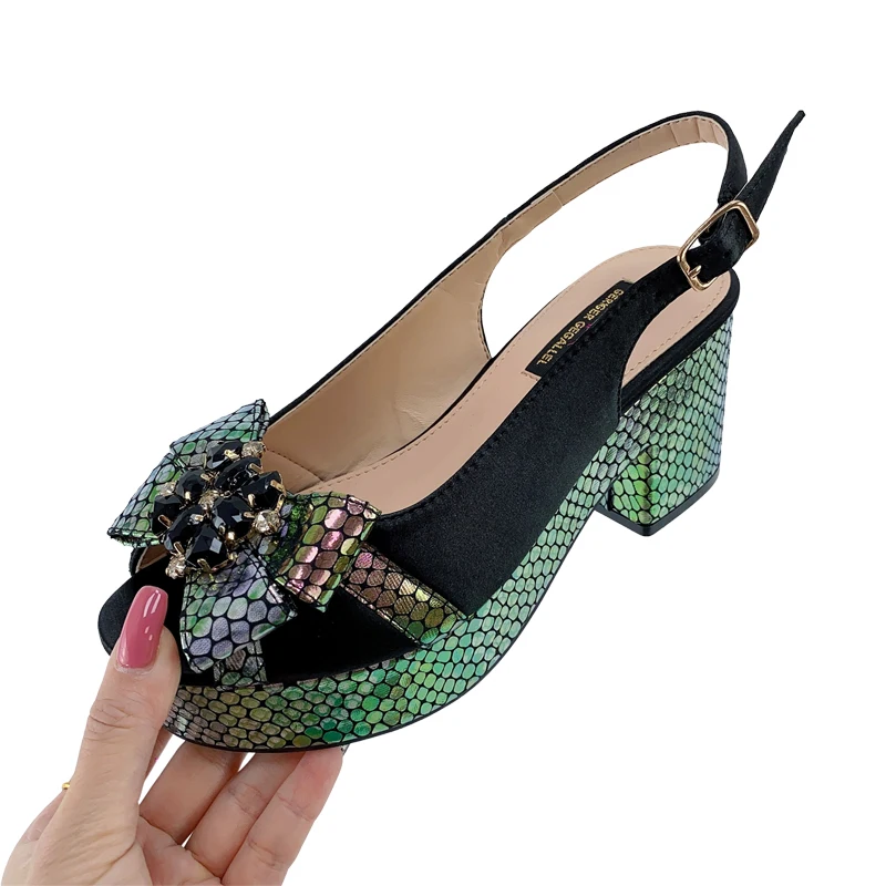 2023 Nigerian Black Women's Party High Heels Butterfly Gems Diamond Design Fashionable Summer Sandals Wedding Women Shoes