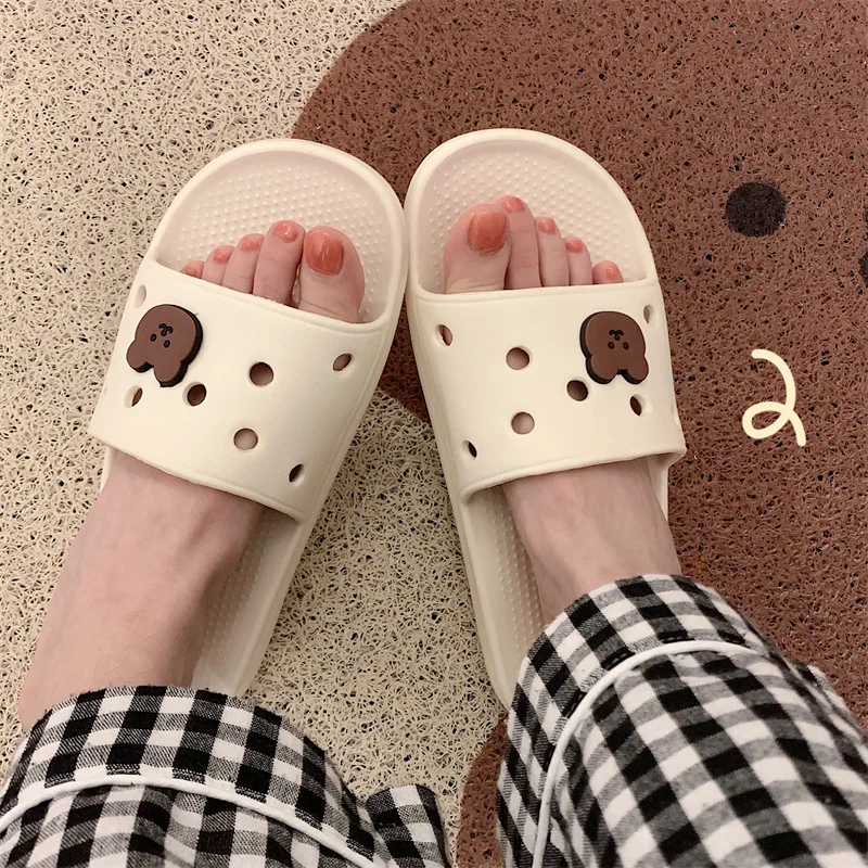 Summer Cute Lazy Garden Hole Shoes Women Student College Slides EVA Quality Grain Massage Slippers Lady Outdoors Beach Slippers