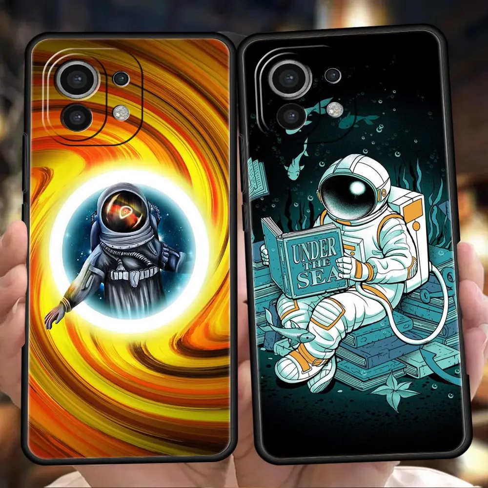 

Cute Astronaut Phone Case For Xiaomi Mi X3 X4 NFC F3 M3 M4 GT Note 9T 10T 10 11 Ultra 11T 11X 12 Pro Lite 5G Silicone Shell TPU