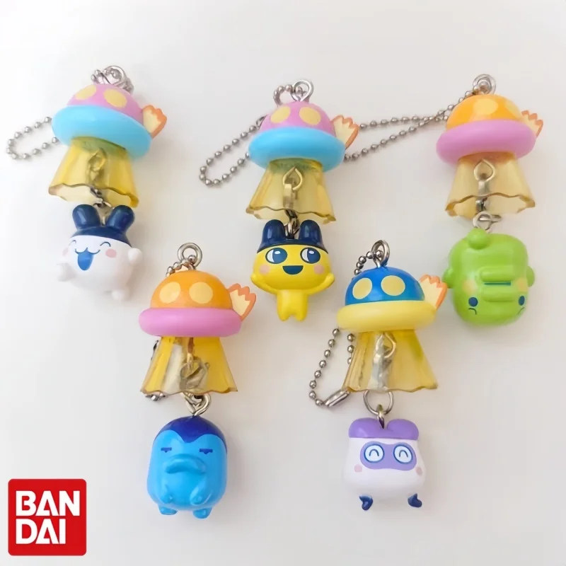 Фото Коллекционный брелок-подвеска Bandai Tamagotchi UFO Swing Gashapon: космический корабль, Маметчи, Меметчи, Биг Маут, аниме-шарм для сумки №1
