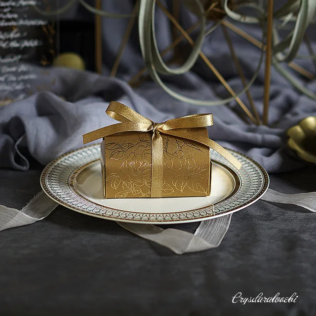 

20pcs Vintage Floral Print Gift Box with Ribbon for Party Weddings Birthdays Candy Treat Cardboard Cookie Boxes Gift Wrap Boxes