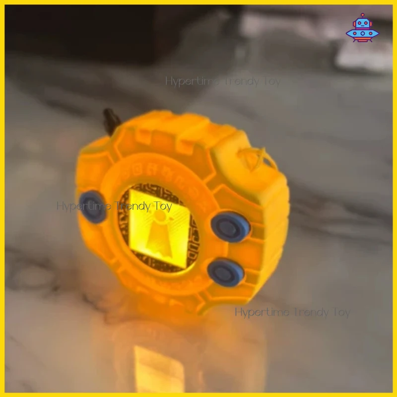 Фото Магнит на холодильник Digimon Digivice с светящимся священным символом, модный брелок-подвеска, ночник, фигурка, трендовая игрушка, подарок-сюрприз №4