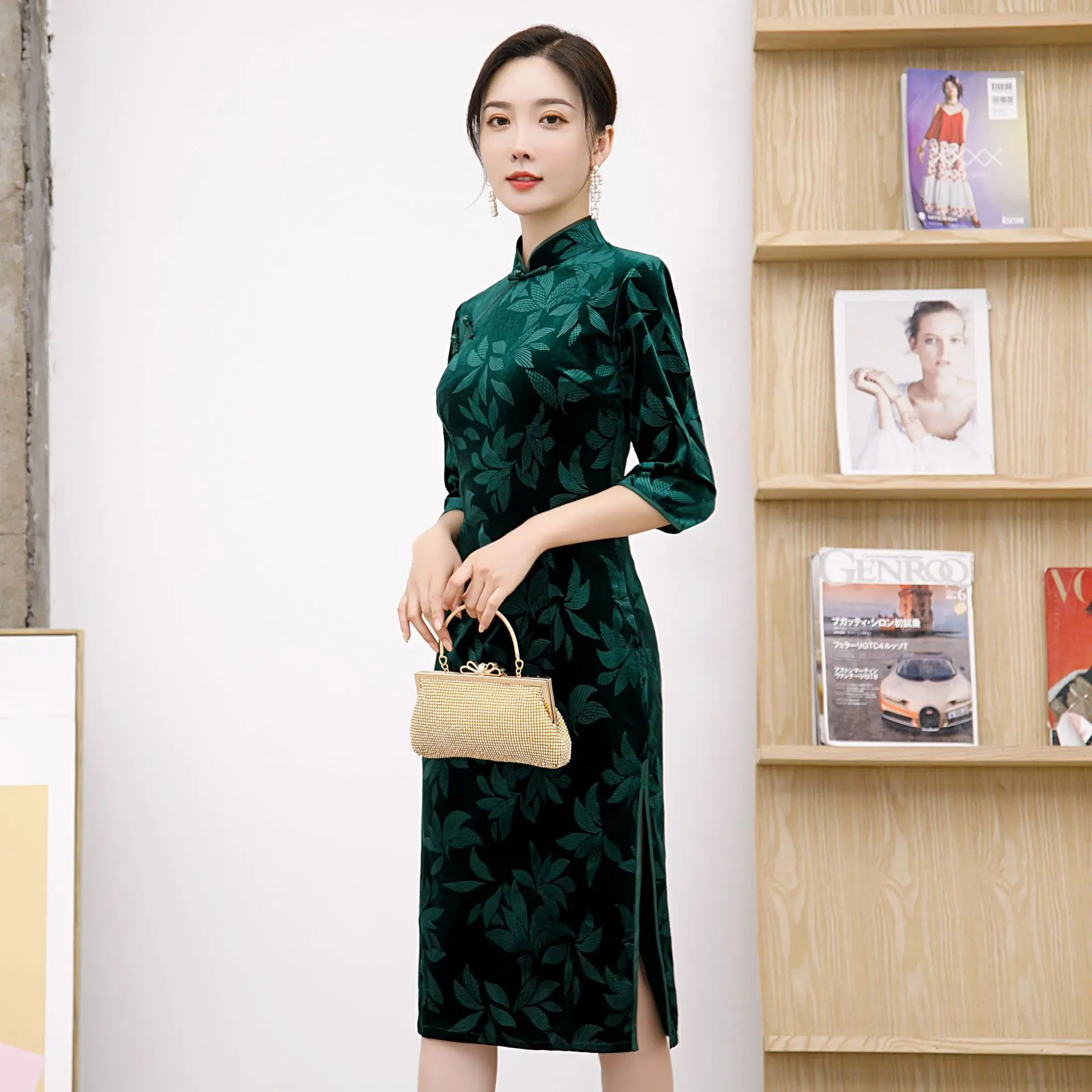 Новогоднее красное бархатное платье Cheongsam с рукавом 3/4 средней длины винтажное в