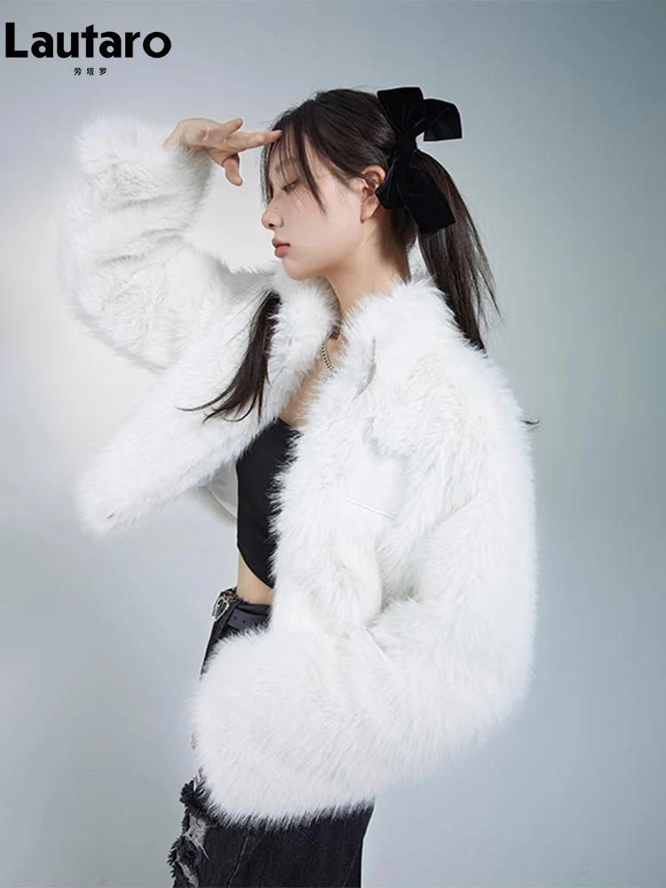 

Lautaro Winter Soft Thick Warm White Hairy Short Faux Fur Coat Women Stand Collar Long Sleeve Zip Up Luxury Fluffy Jacket 2023