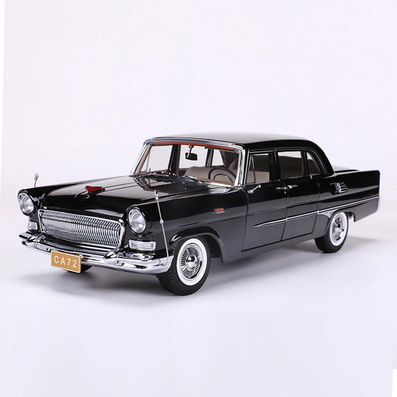 Модель автомобиля из сплава «Век дракон» 1:18 Hongqi CA72