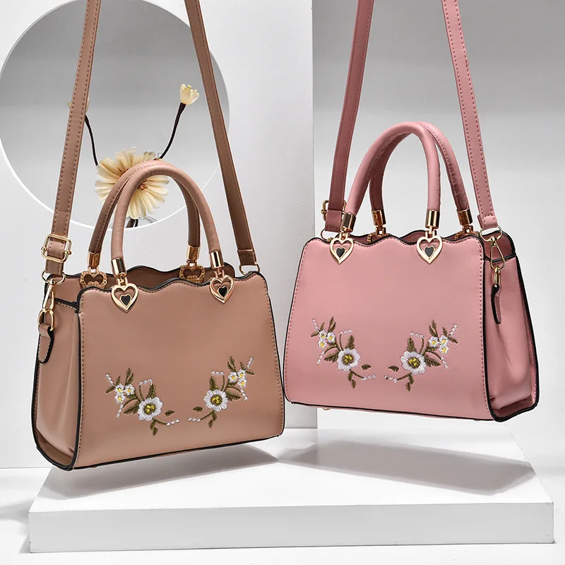 

Fashion Luggage &Bags Women's Handbags CrossbodyNEW Embroidery Printing PU Large Capacity Versatile Ladies Bolsos