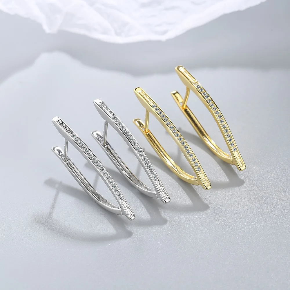 

New 925 Sterling Silver Earrings V-shaped Irregular Triangle Earrings Inlaid Zirconium Diamond Earrings Geometric Earrings Women