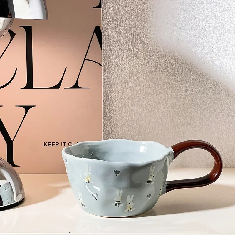 

Керамическая чашка с ручной росписью 300 мл