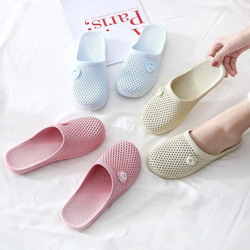 

2021 new Slippers Women's new summer bathroom soft soles home shoes women's slippers newerji3