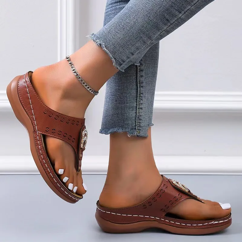 Women's Beach Flip Flops Summer Wedge Sandals Rhinestone Metal Buckle Platform Slippers Ladies Casual Shoes Plus Size 43