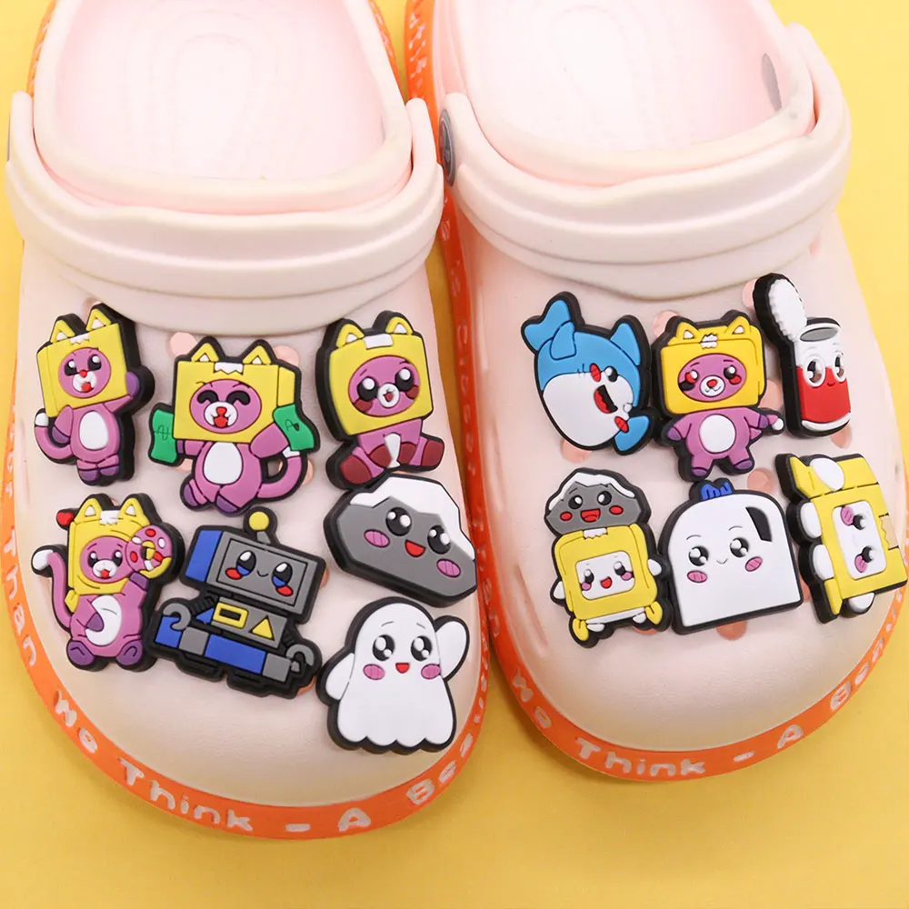 

Hot Sales 1-13Pcs PVC Adorable Box Cat Kids Shoes Buckle Decorations Fashion Slippers Charms Fit Croc Jibz Holiday Present