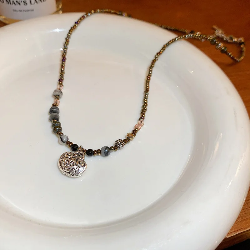 

Винтажное ожерелье-чокер из потертого натурального камня с круглыми бусинами и замком в китайском стиле Женское Ожерелье