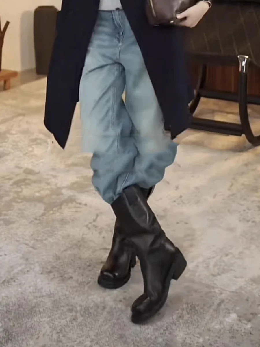 Минималистичные сигаретные ботинки в стиле ретро с внутренней стороны до