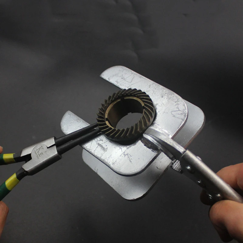 Рисунок 2 - Аксессуары для электрического молотка