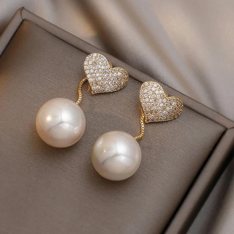 

2023 New Korean Earrings Elegant Pearl Pendant Ladies Rhinestone Heart Earrings Delicate Tassel Wedding Fashion Jewelry